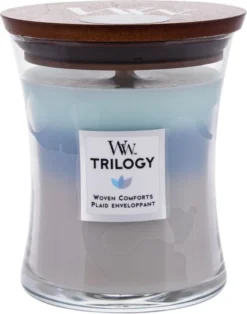 WoodWick Hourglass Medium Trilogy Geurkaars - Woven Comfort -WoodWick 945x1200 1